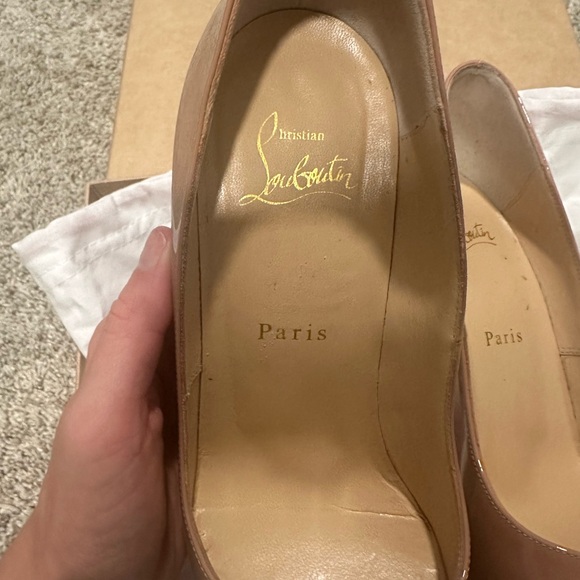 Christian Louboutin Nude Peep Toe Heels - Picture 4 of 16